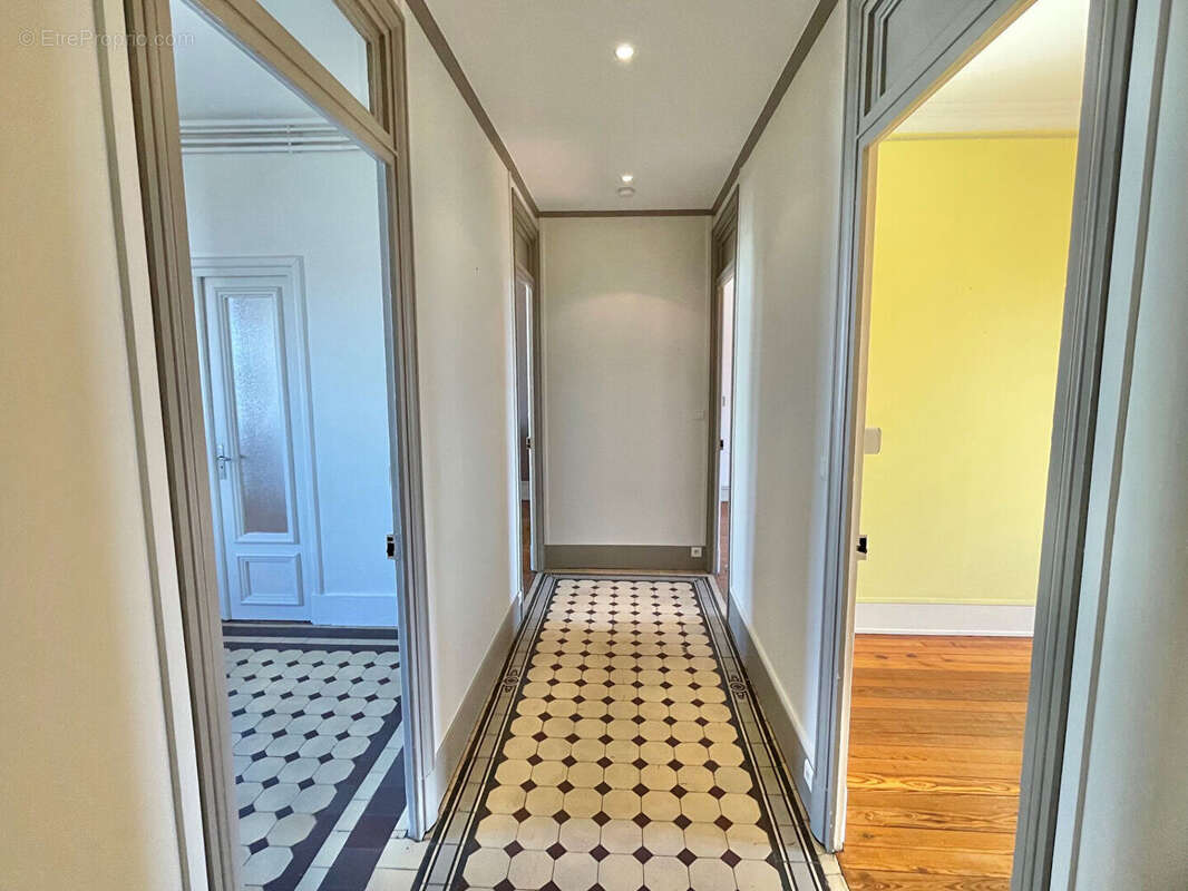 Appartement à BOURGOIN-JALLIEU