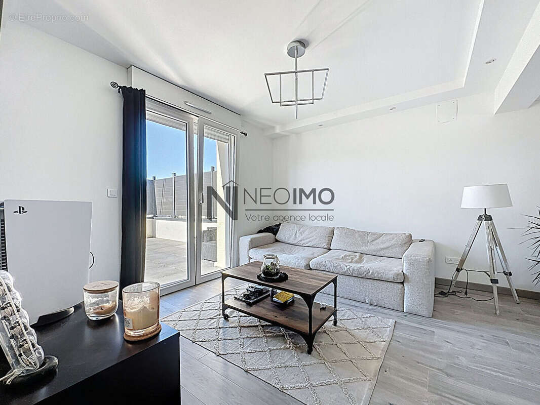 Maison à NEUFCHATEAU