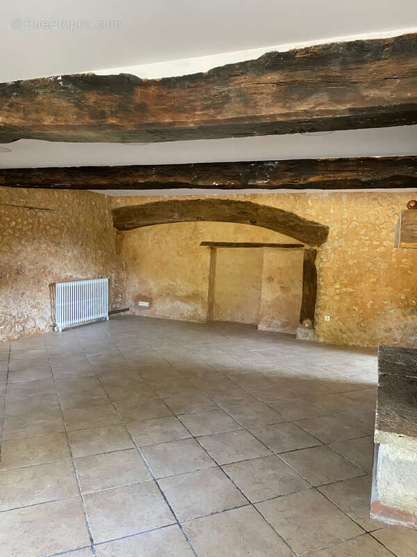 Maison à VILLETOUREIX