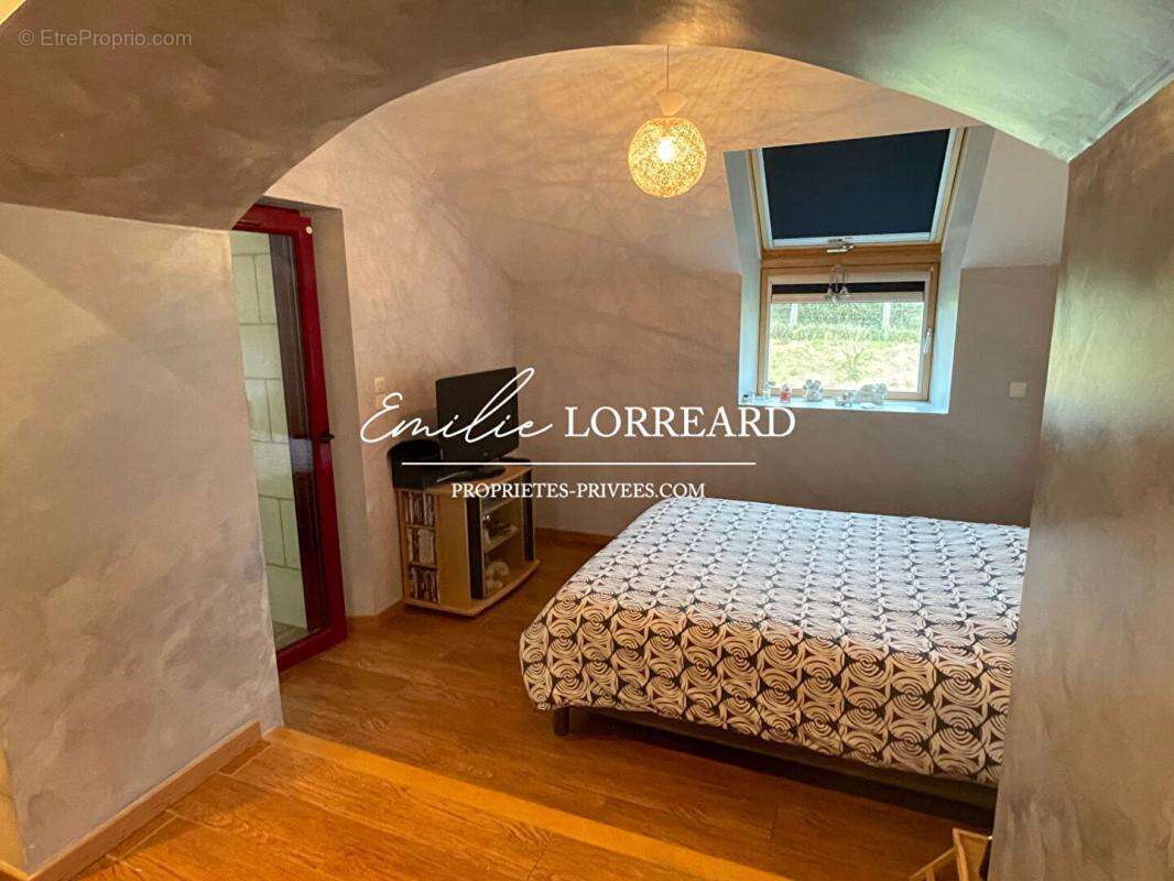 Maison à MONTFORT-LE-GESNOIS