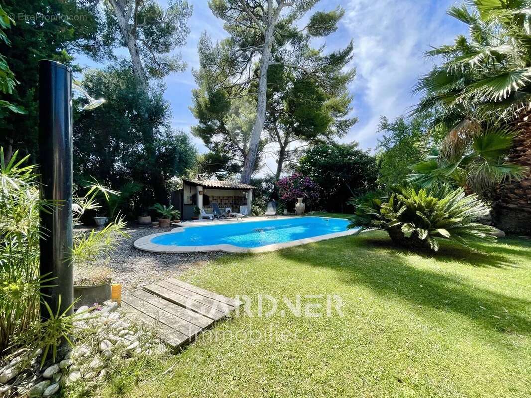 Maison à MARSEILLE-11E