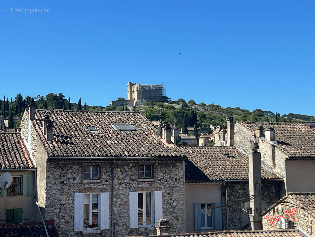 Appartement à VAISON-LA-ROMAINE