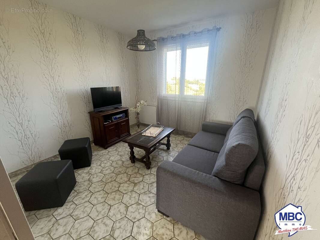 Maison à MONTREVAULT