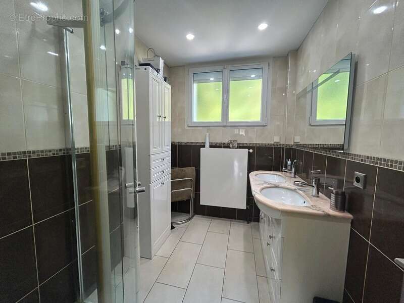 Maison à BONNEUIL-SUR-MARNE