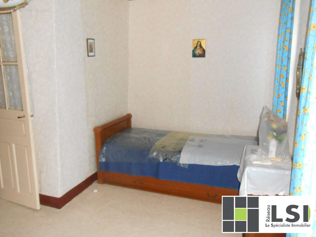 Maison à LE MONASTIER-SUR-GAZEILLE