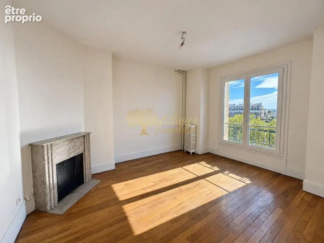 Appartement 2 pièces à vendre à Saint-Maur-des-Fossés – Champignol – 43,50 m², ascenseur, cave et RER A à proximité immédiate - photo 1