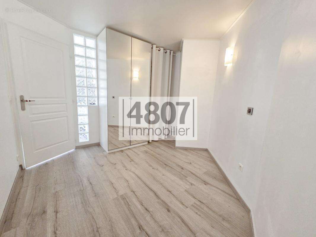 ANNEMASSE - T3 66 m2 Proche tram esprit Loft - photo 4