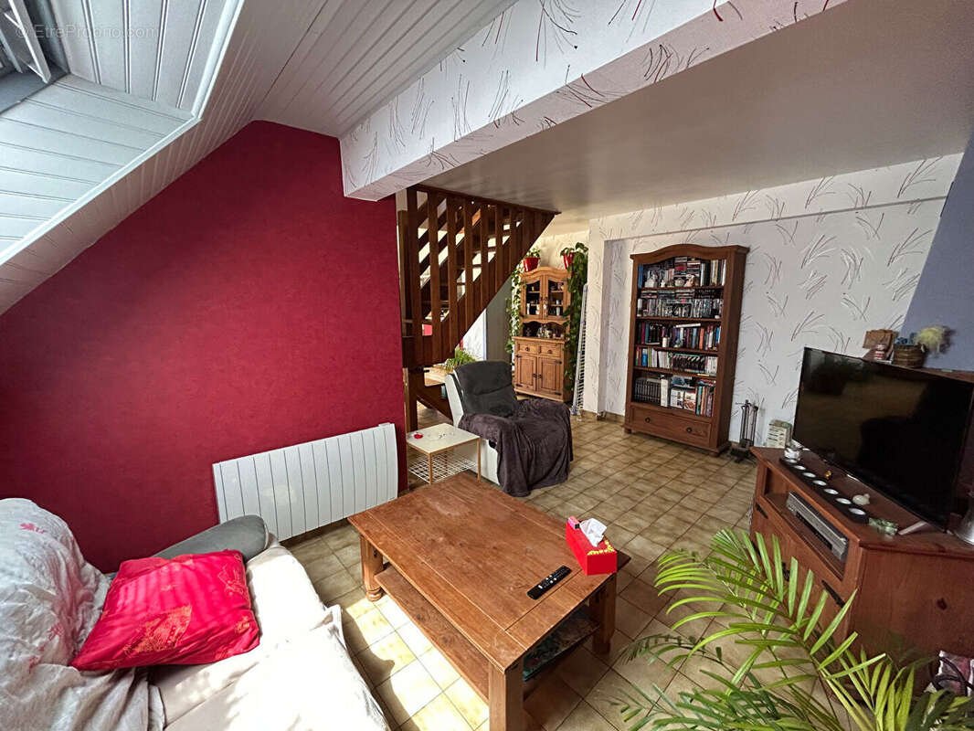 PLOUGAR : Maison  6 pièces-109 m2 - photo 6