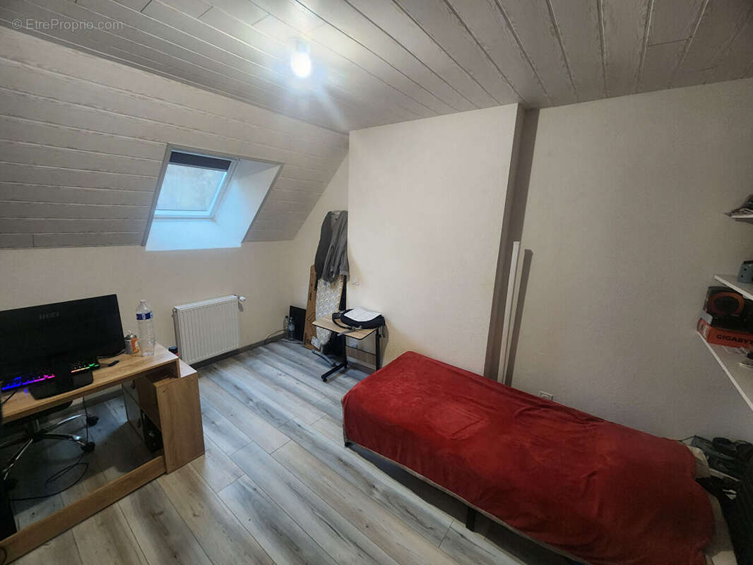 Appartement à AUXONNE