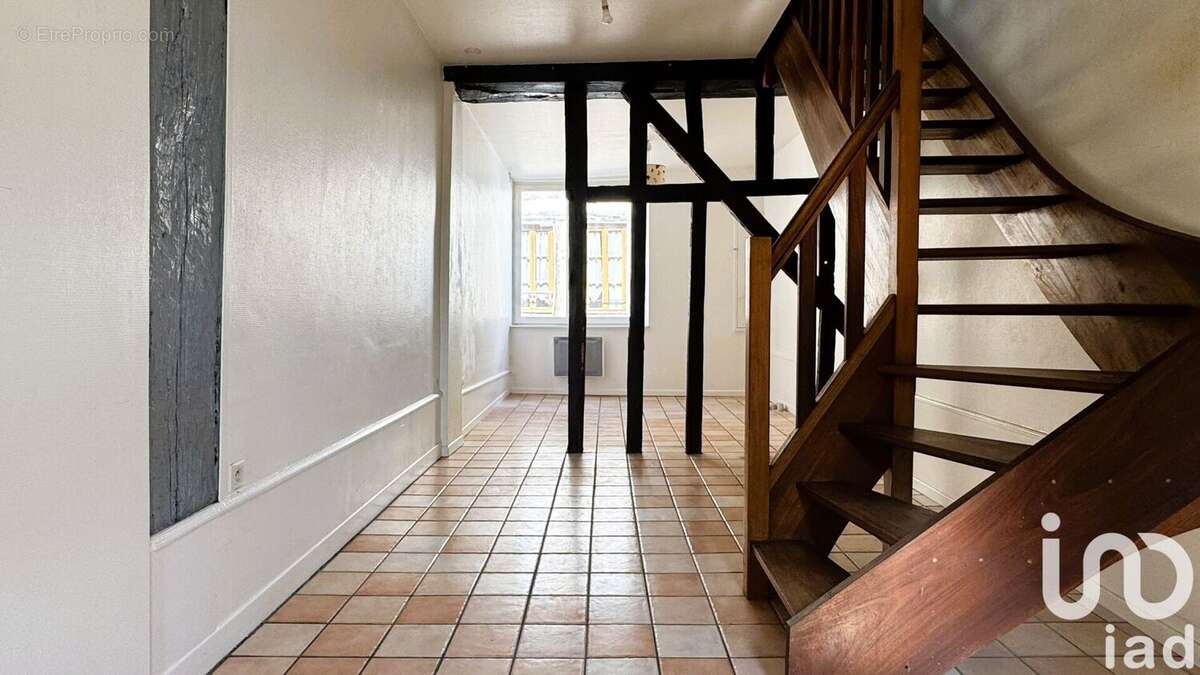 Photo 2 - Appartement à TROYES