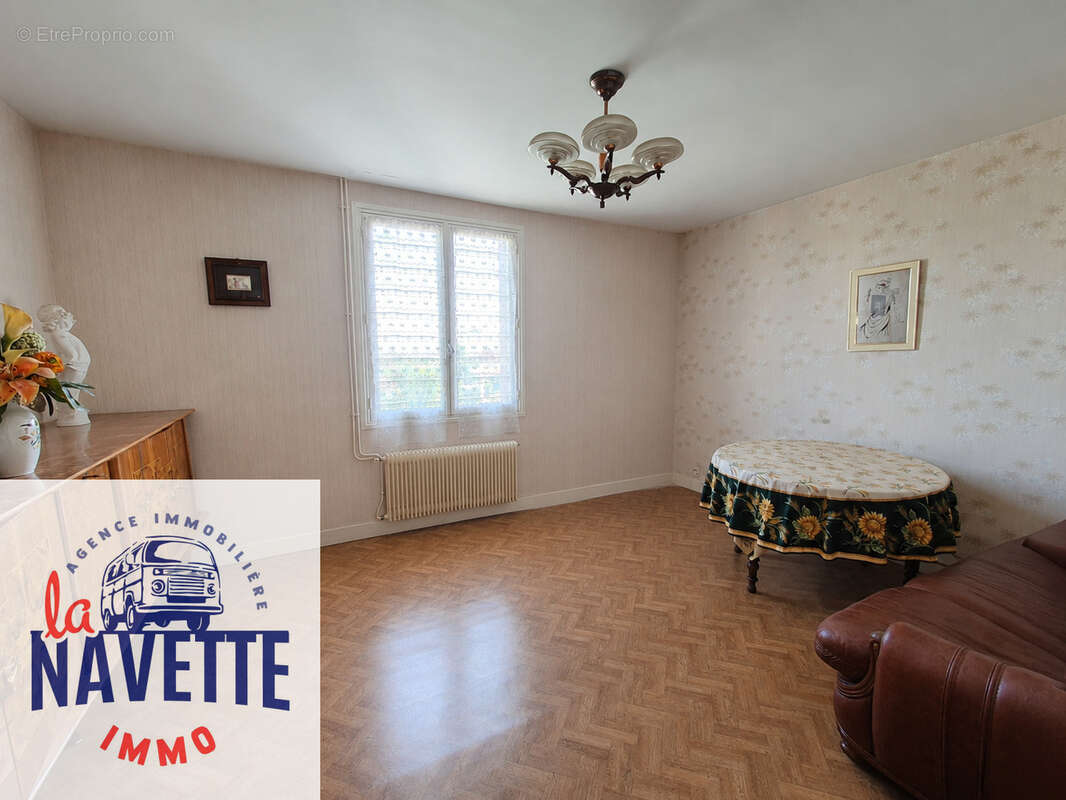 Maison à VEYRE-MONTON