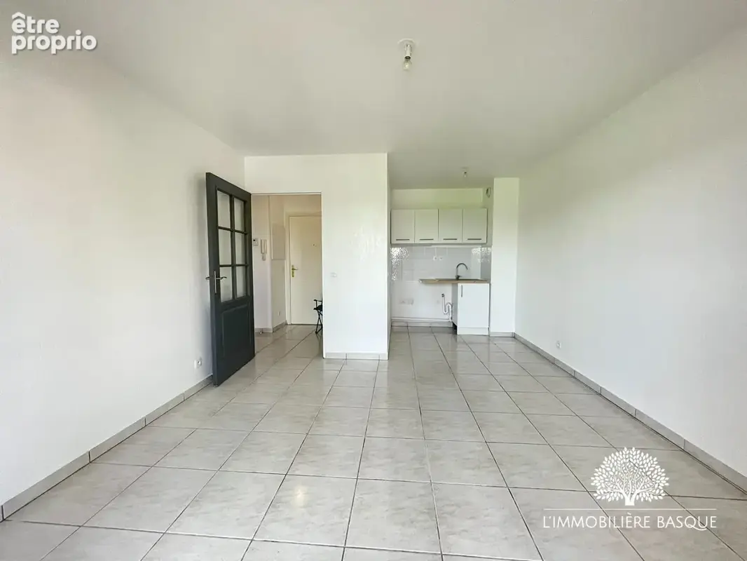 Appartement 2 pièces 34 m² à vendre à Ustaritz (64480) - photo 2