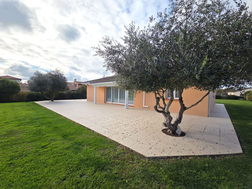 Maison à SAINT-JORY