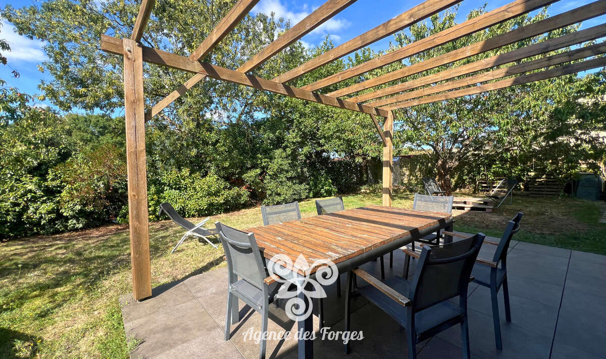 Maison à LA BOISSIERE-DU-DORE