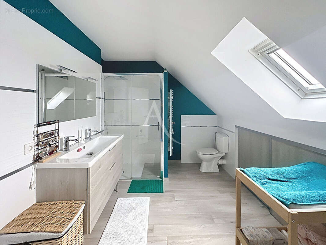 Maison à BRISSAC-QUINCE