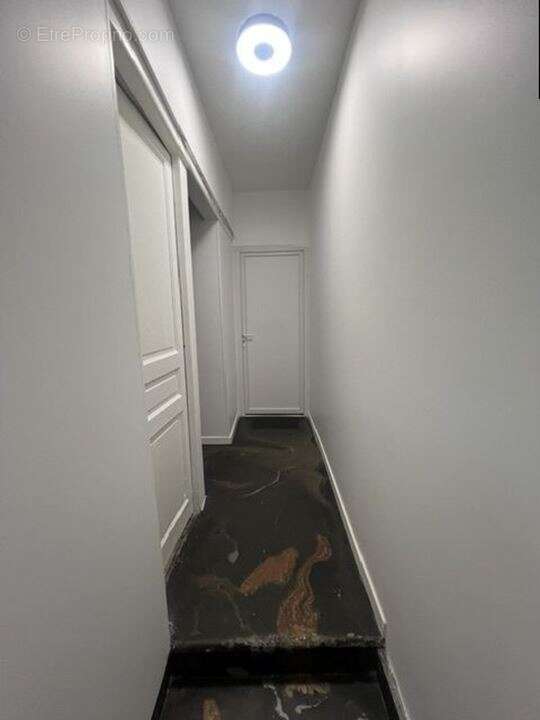 Appartement 200 m² à Argenteuil  - photo 5