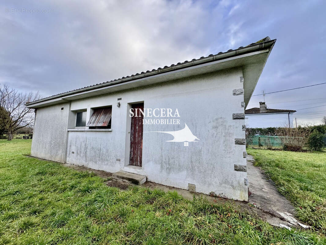 Maison à PRIGONRIEUX