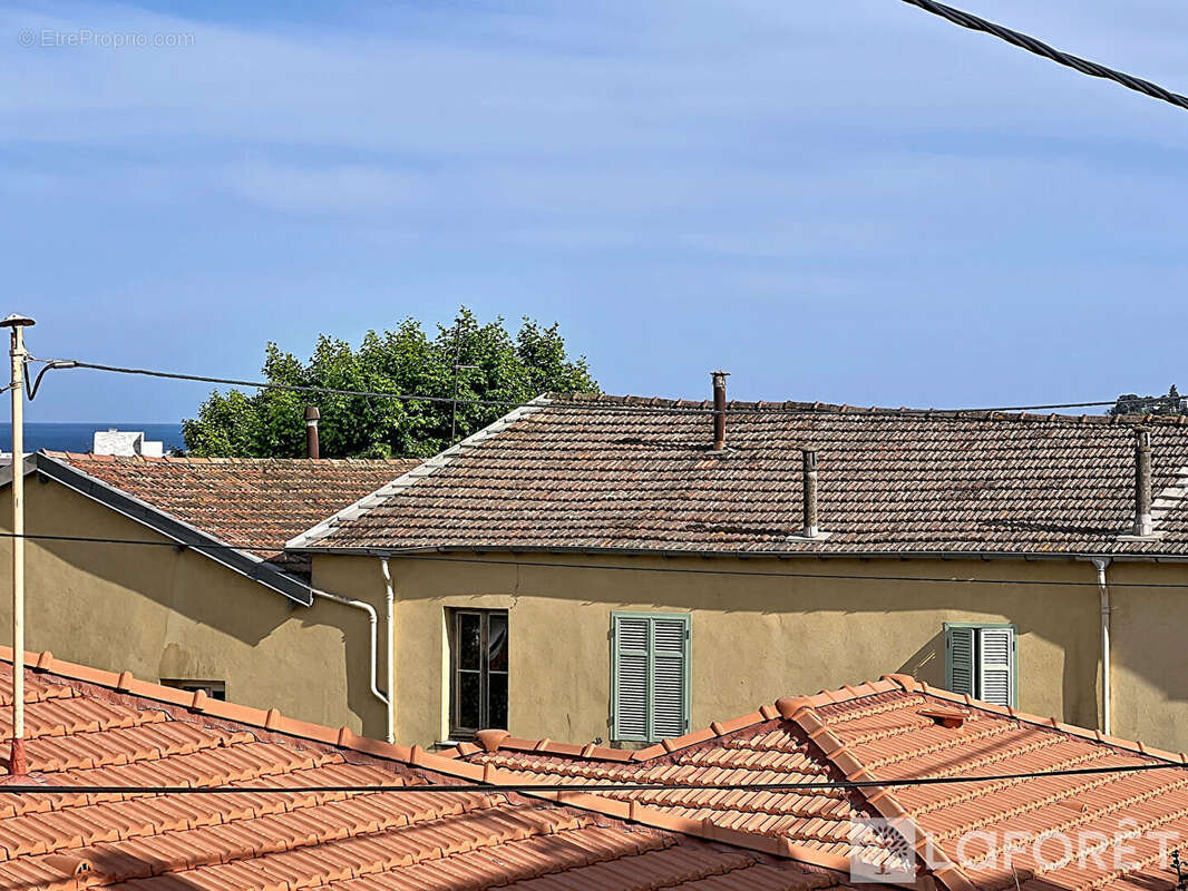 Appartement à ROQUEBRUNE-CAP-MARTIN