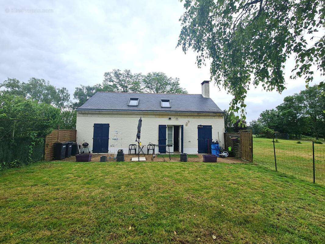 Maison à BRISSAC-QUINCE