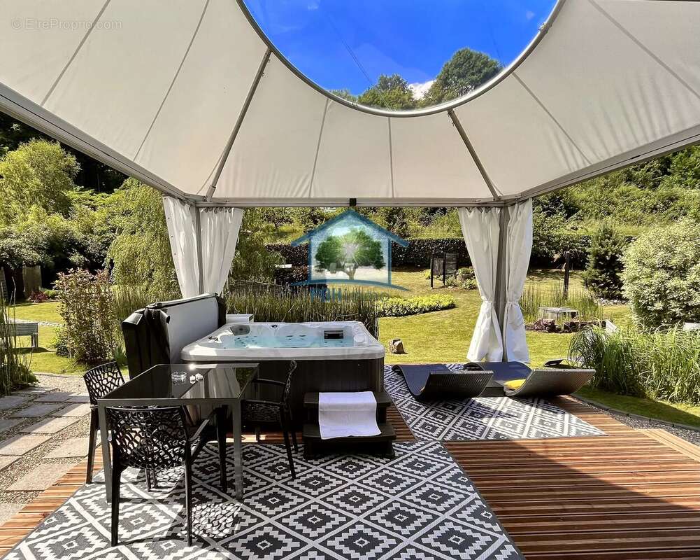 MEISENTHAL (57) - Ensemble immobilier (maison + 4 lodges) 248,56 m² au total sur 27,30 ares - photo 18