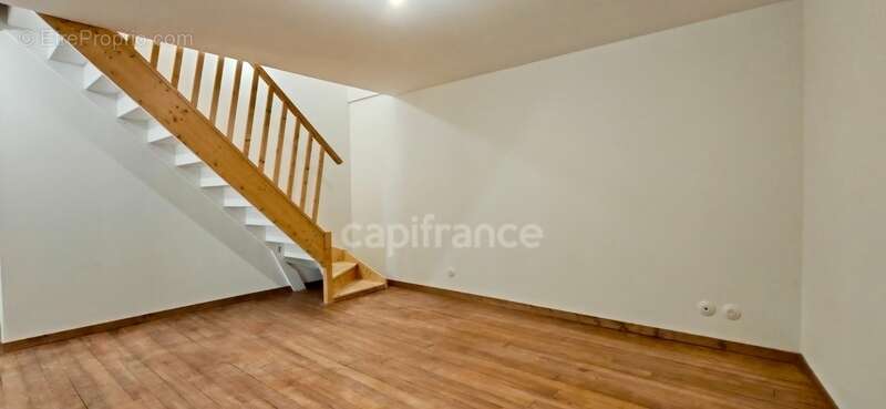 Appartement à EYRAGUES