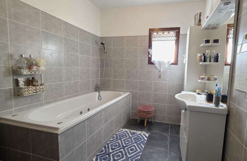 Maison à SAINT-SAVOURNIN