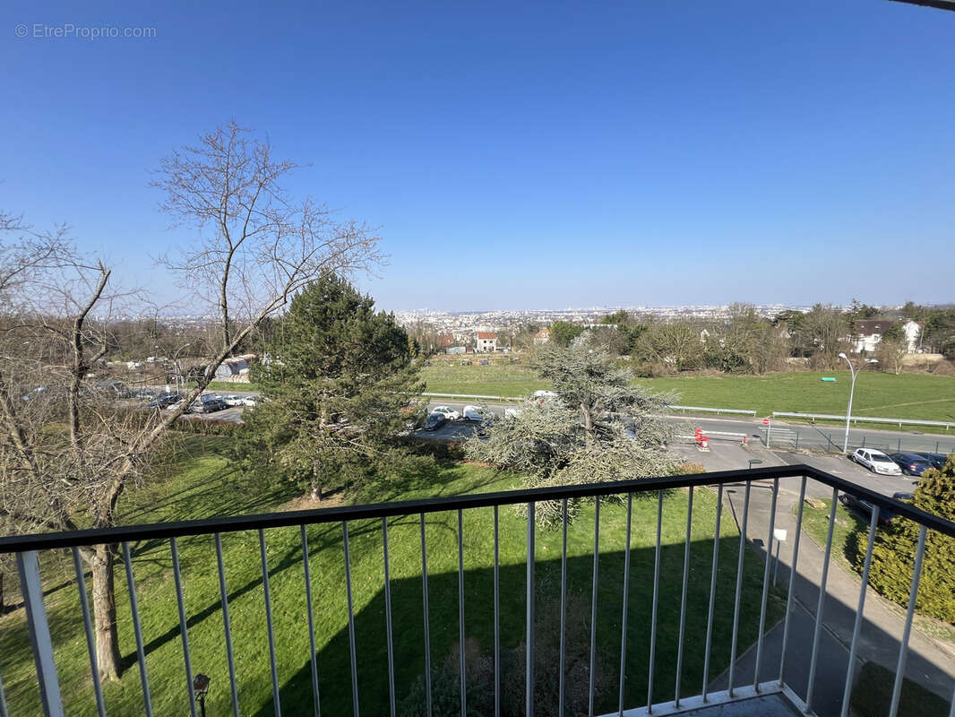 Appartement à CHENNEVIERES-SUR-MARNE