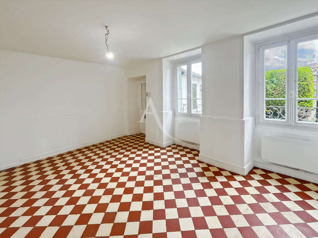 Maison Seraincourt 93 m² - 2 chambres - photo 4