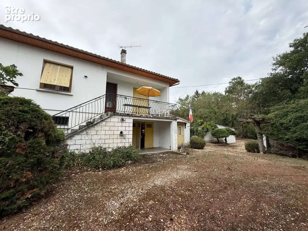Exclusivité - maison de type f5 avec dépendances - photo 3