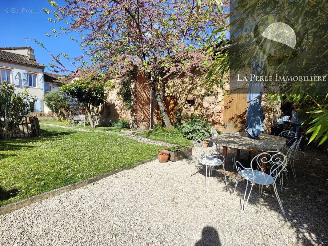 Maison à CASTELSARRASIN