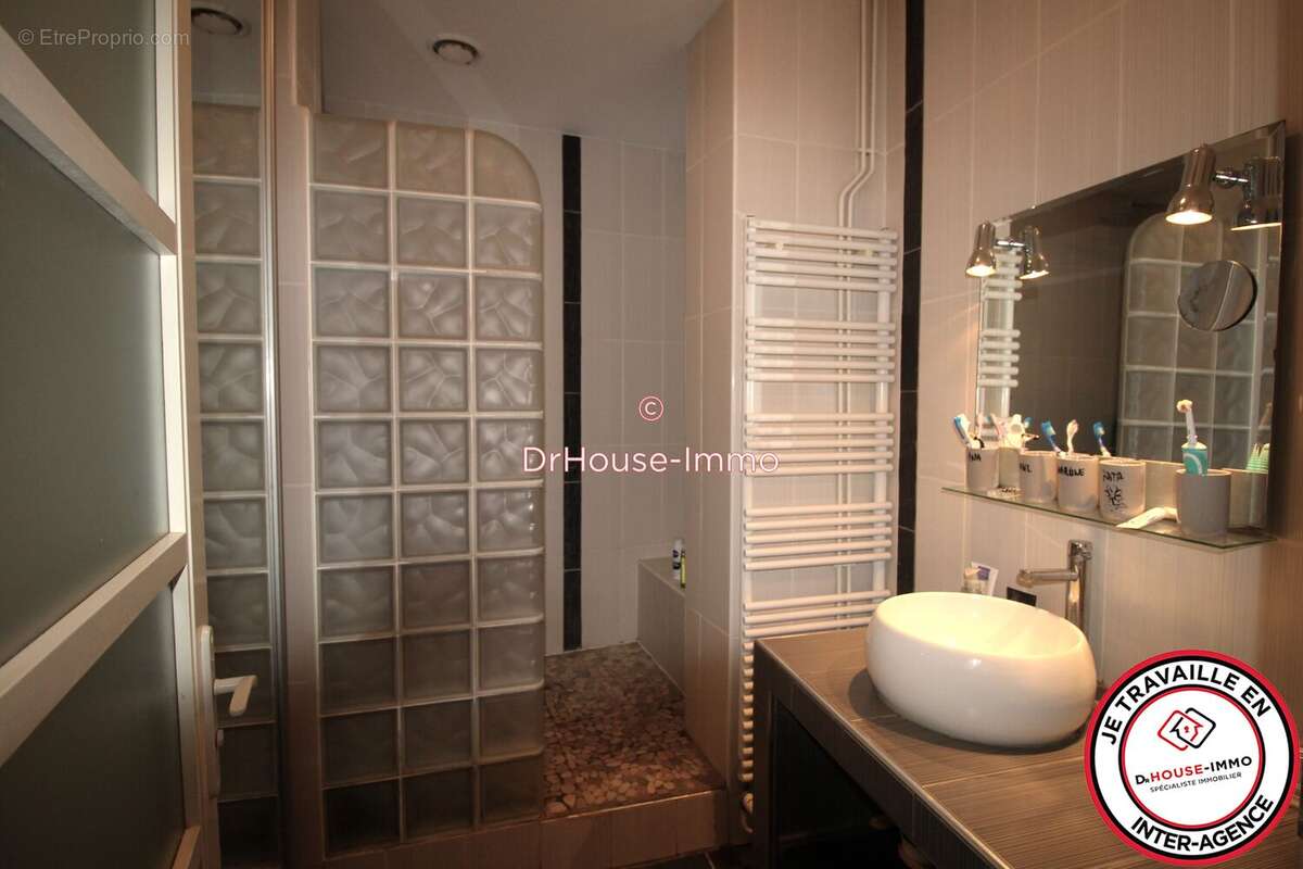 Maison 152 m² à Pompignac  - photo 8