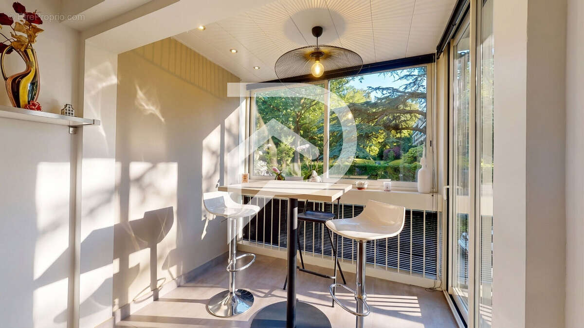 Appartement à LE CHESNAY
