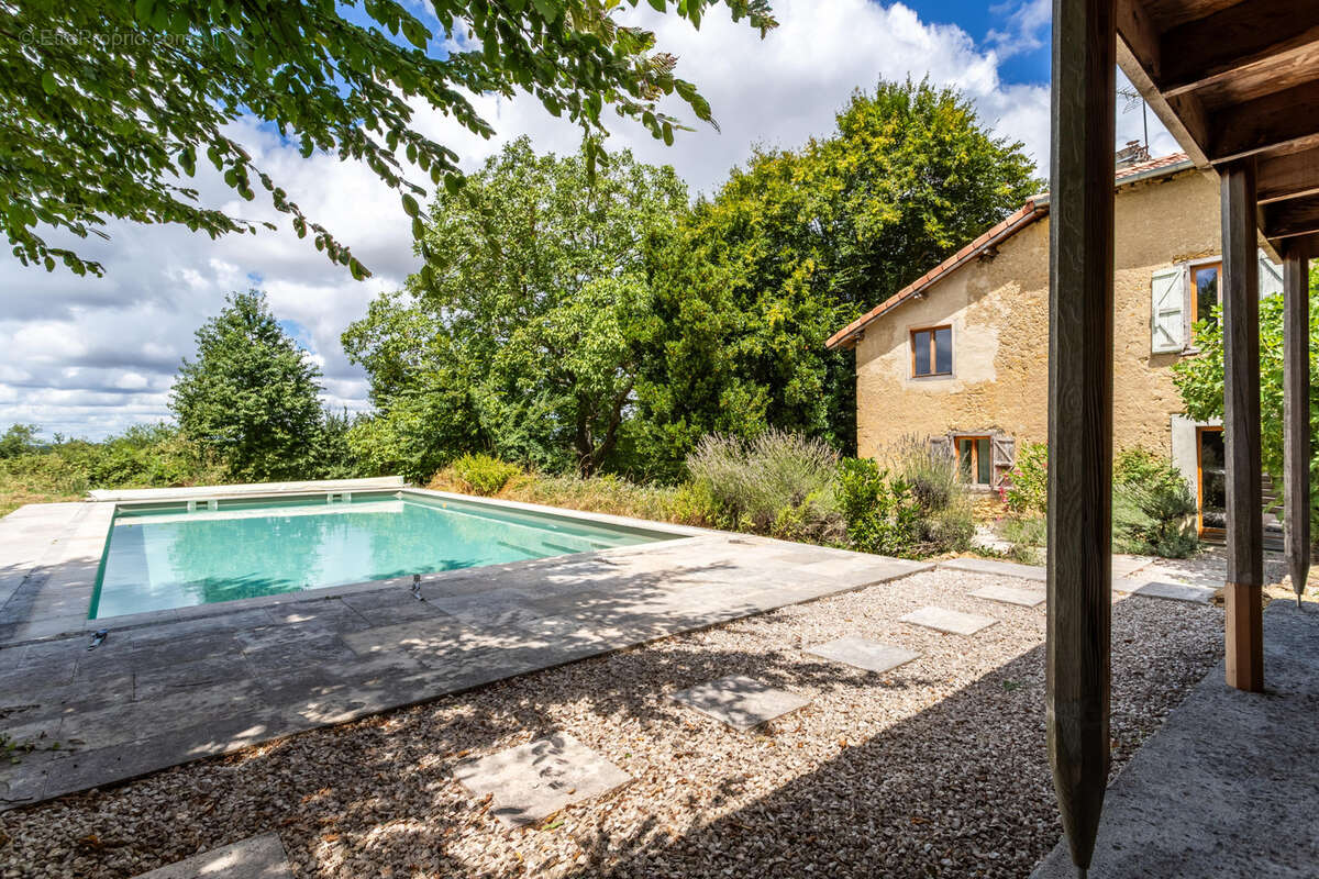 Propriété en pierre avec piscine - photo 27