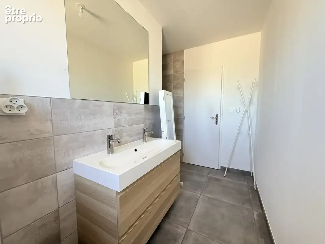 Maison 5 pièces 130 m² à vendre à Saint-Laure (63350) - photo 5