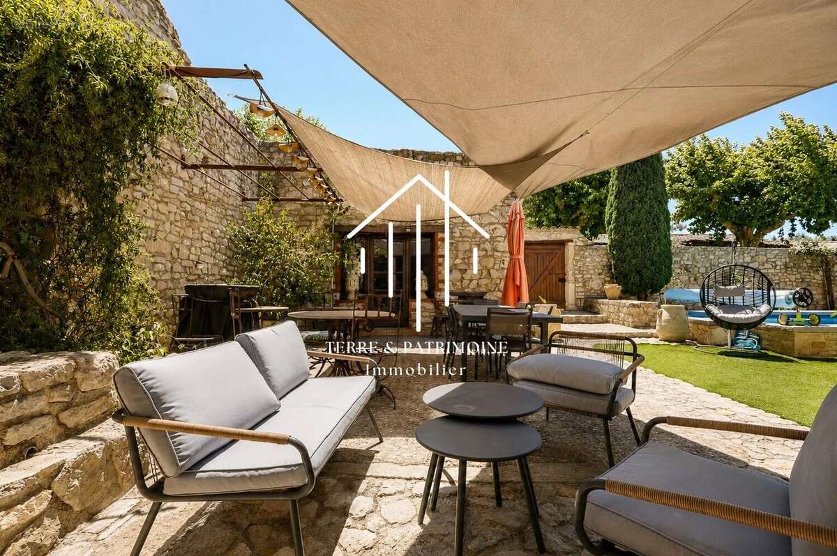 Bâtisse en pierre sud Ardèche - photo 4