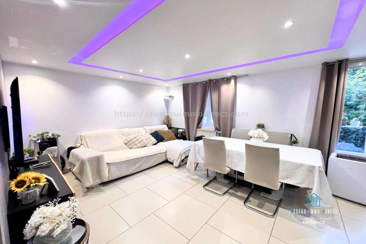 Appartement à SAINT-EGREVE
