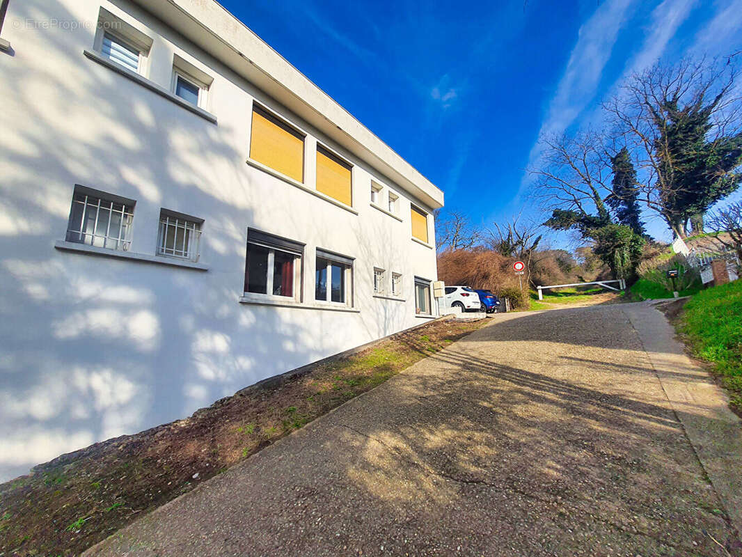 Appartement à MIONS