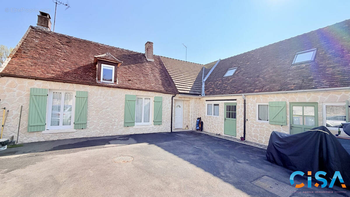 Maison à SENLIS