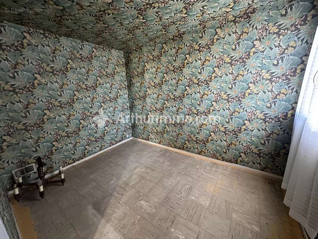 Maison à SAINT-ASTIER