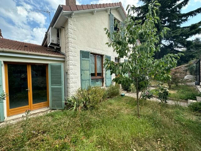 Maison 149 m² à Bures-Sur-Yvette  - photo 18