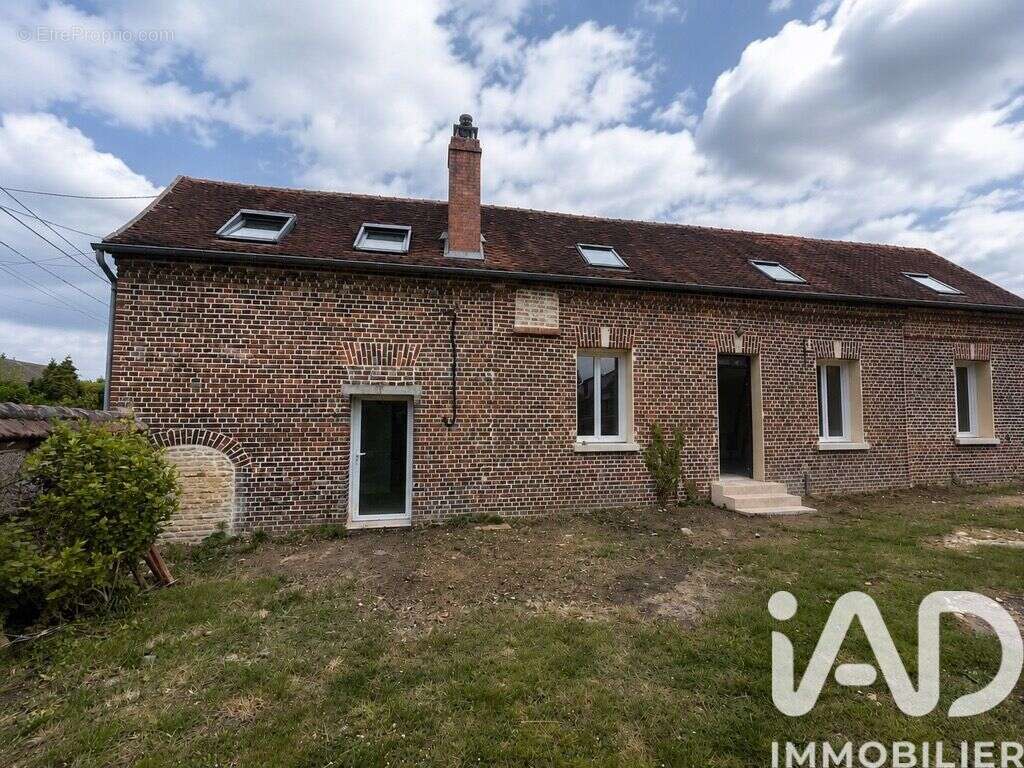 Photo 2 - Maison à AUNEUIL