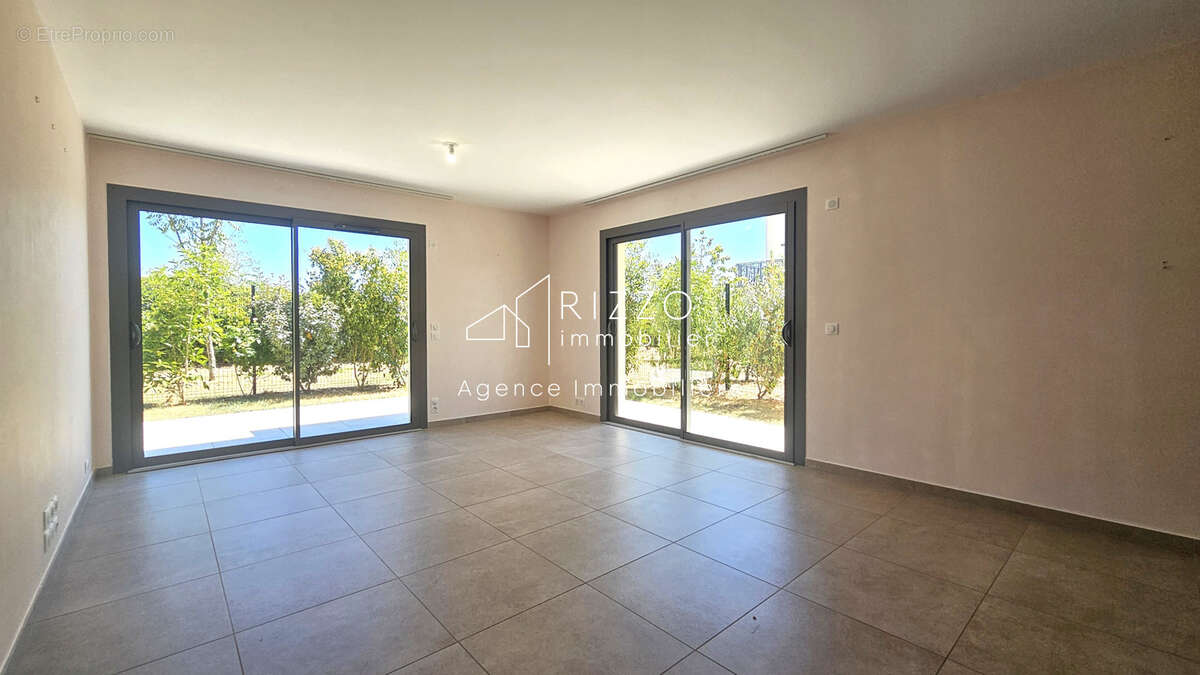 Appartement à DIVONNE-LES-BAINS