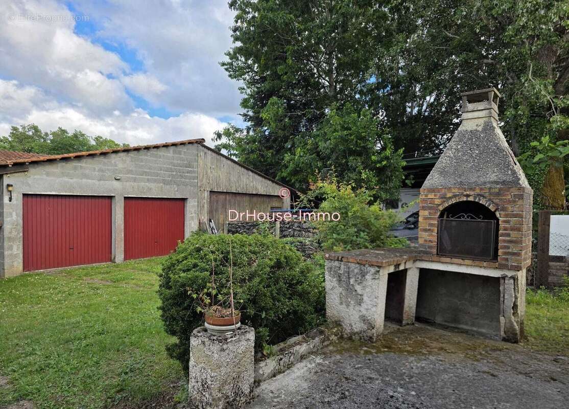 Maison à PAREMPUYRE