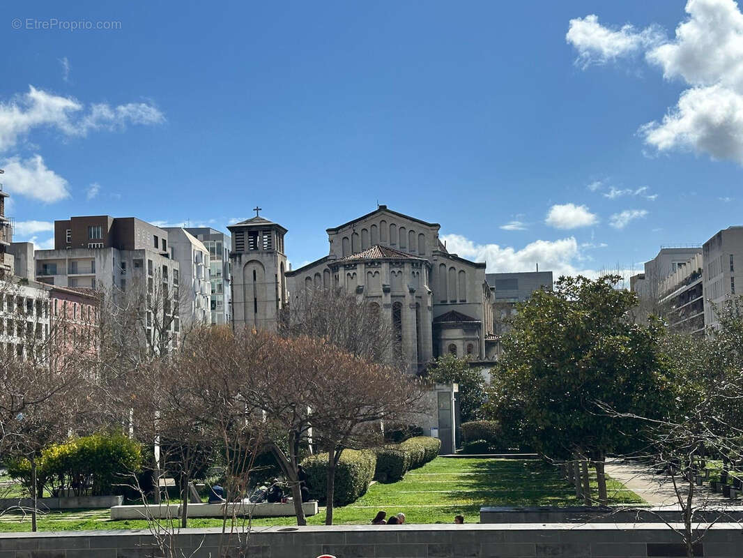 Appartement à MARSEILLE-3E