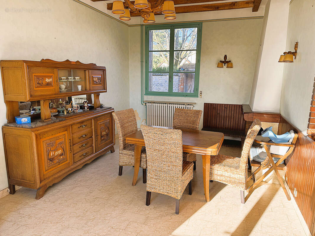 Maison à BEAUVILLIERS