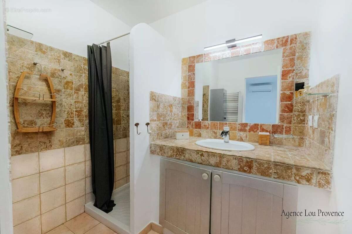 Maison à SAINT-MARTIN-DE-CRAU