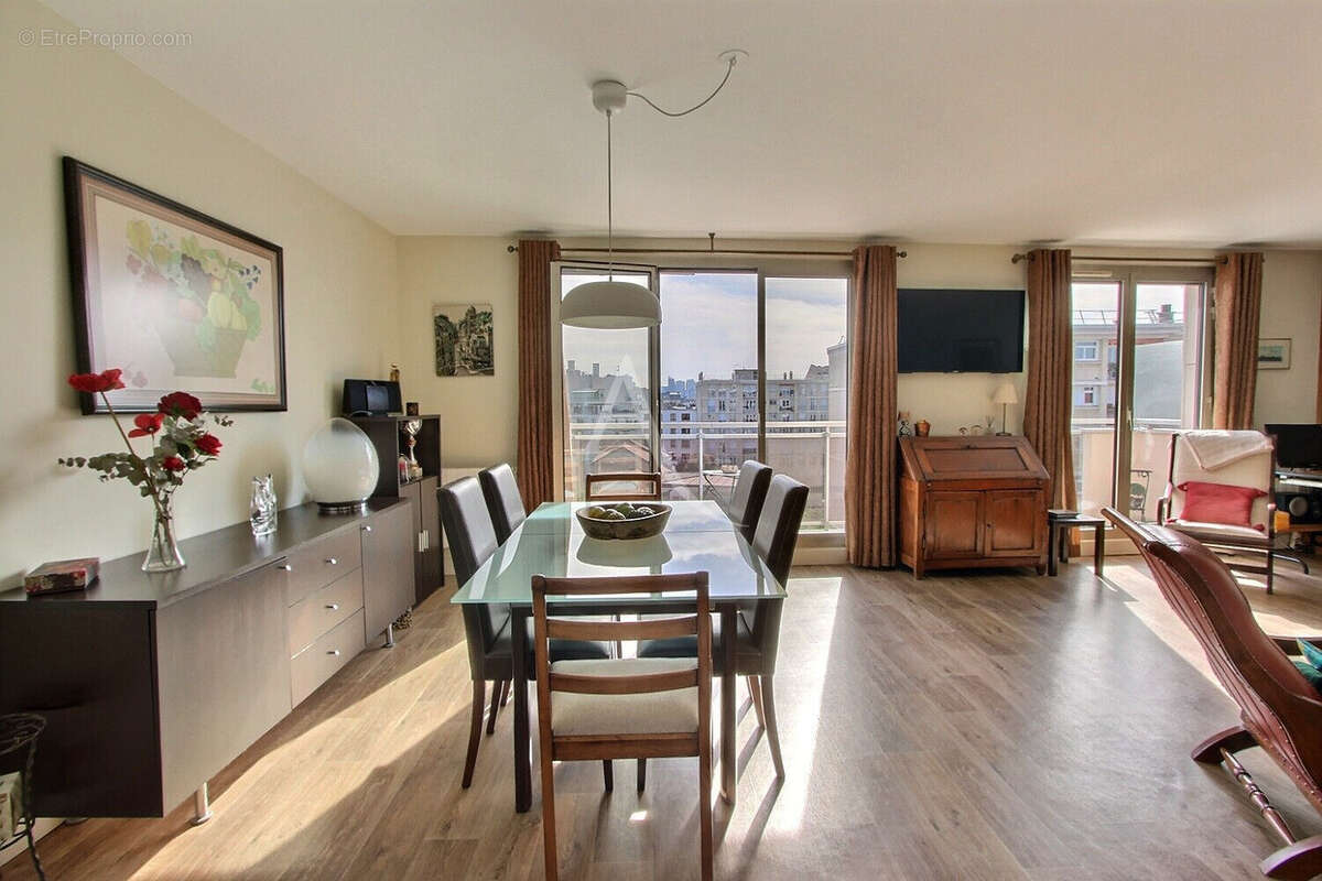 Appartement à ASNIERES-SUR-SEINE