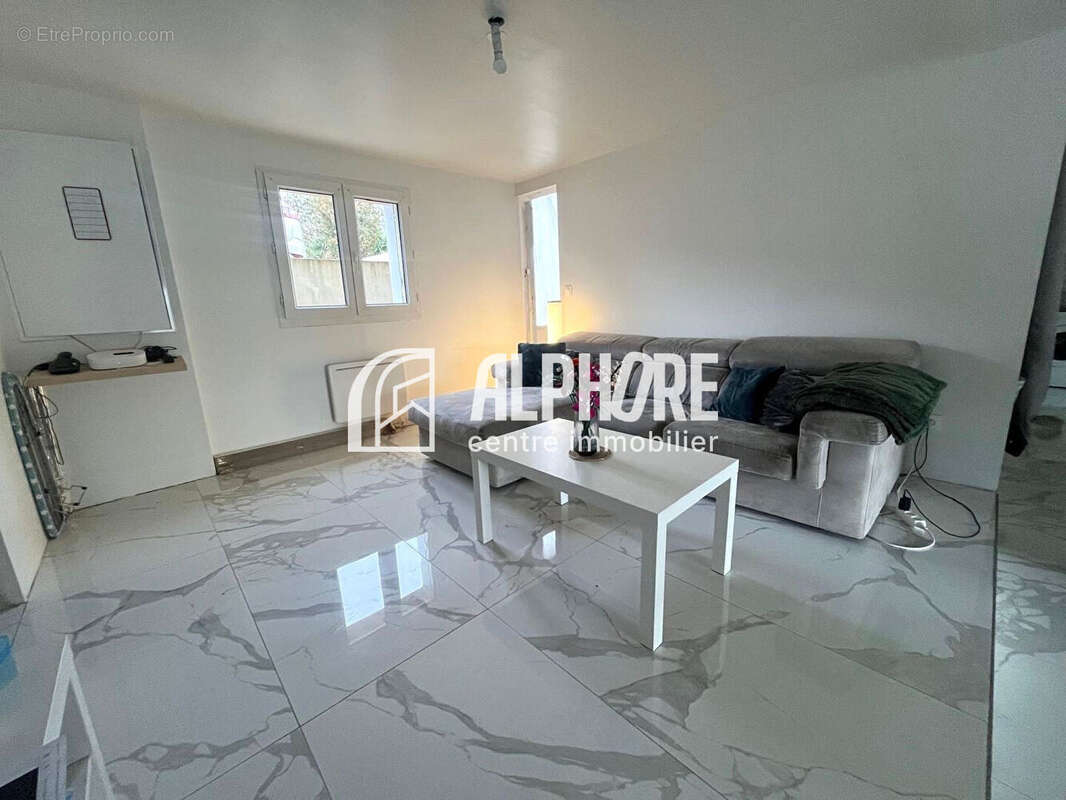 Maison Coueron 7 pièce(s) - photo 2