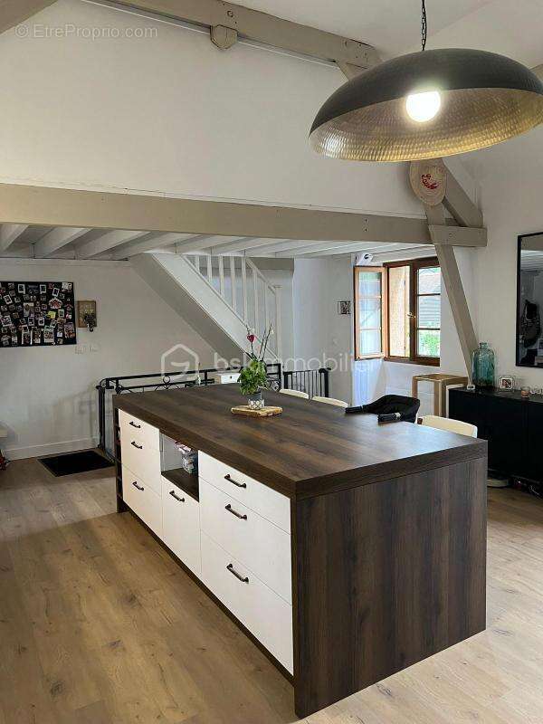 Appartement à SERVON