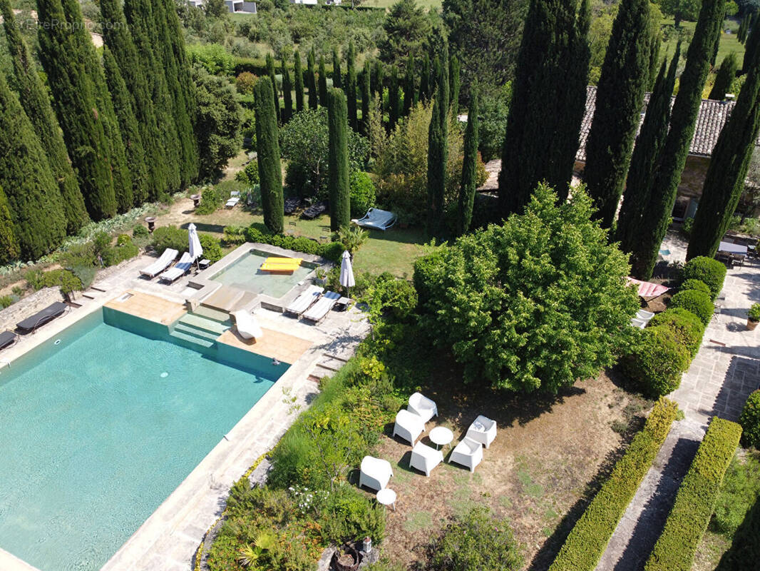 Maison à VAISON-LA-ROMAINE